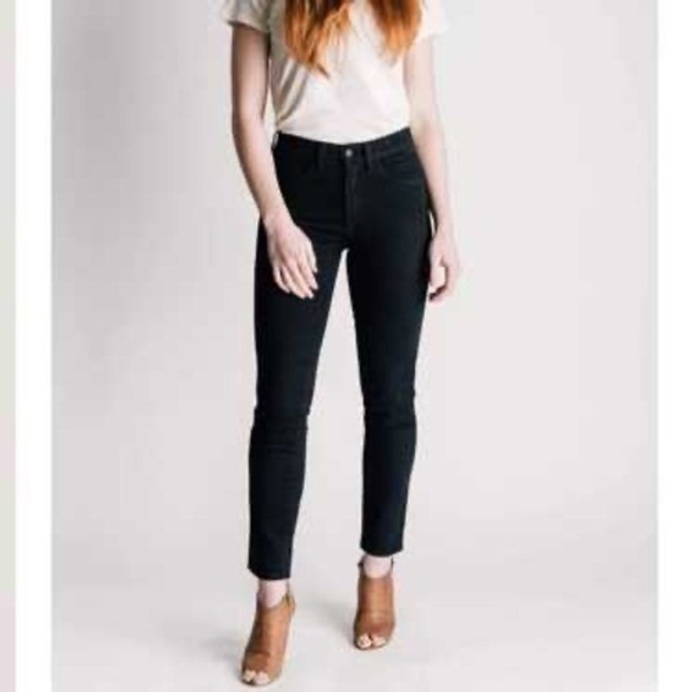 Imogene and Willie Imogene Slim Black Raw Hem Denim Jeans Size 26